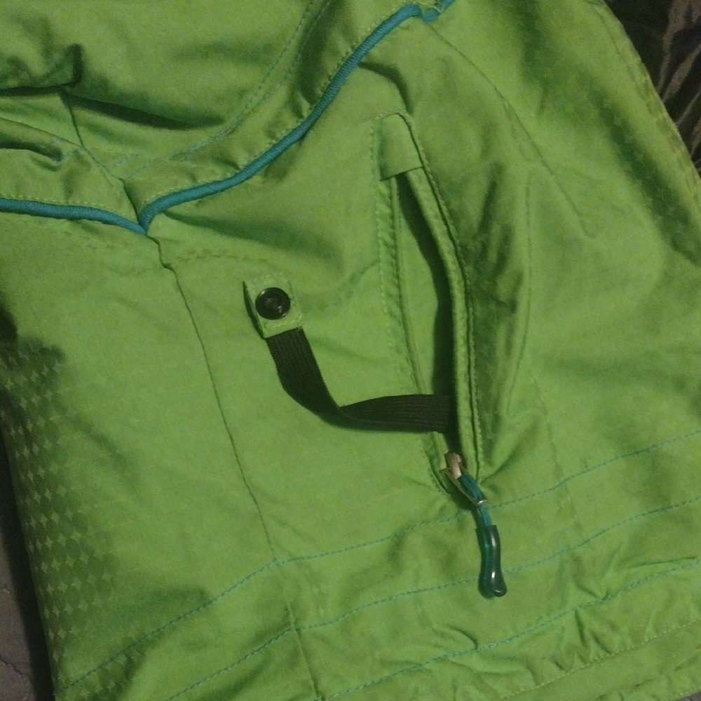 Obermeyer Kids Lime Green Raincoat With Blue Lining And Many Pocket And Features - Picture 13 of 13